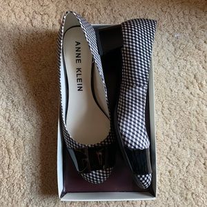 Houndstooth shoes